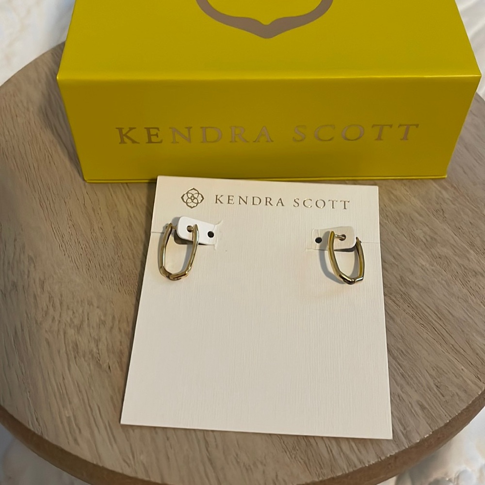 Kendra Scott Ellen Huggie 18k Gold Vermeil Earrings